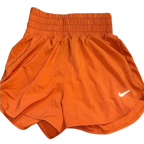 Nike Women's Vibrant Orange Athletic Shorts - Picture 5 of 9